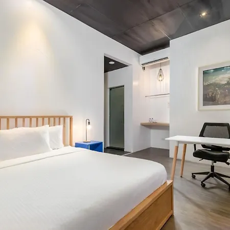 Draper Hotel Makati